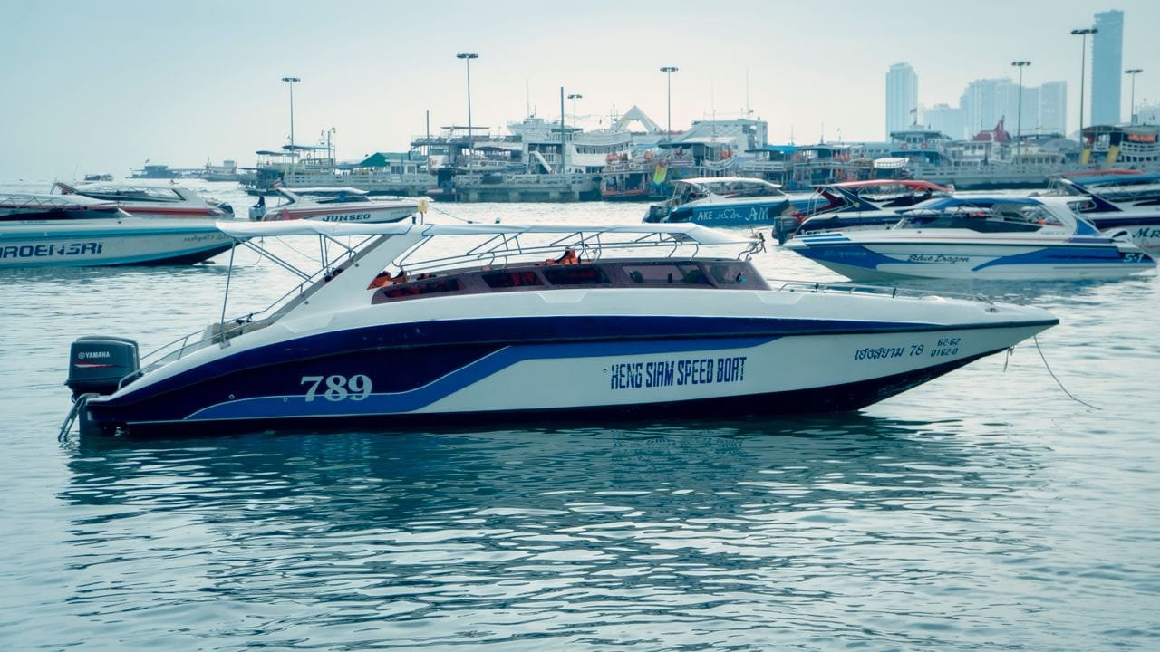 Waarom een speedboot kopen via een botenbeurs